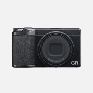 Ricoh GR III HDF Digital Camera