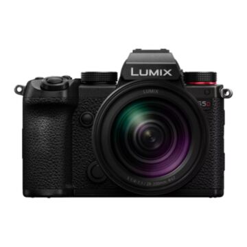 Panasonic Lumix DC-S5D