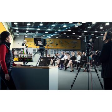 Blackmagic Zoom Demand