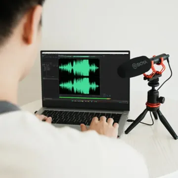 Boya BY-BM2040 Shotgun Microphone