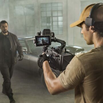 DJI Ronin 4D 4-Axis Cinema Camera 6K Combo Kit