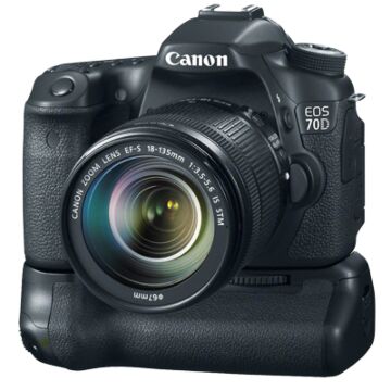 Canon BG-E14 Battery Grip For Canon EOS 70D/ 80D /90D (ราคา Clearance Sale หมดแล้วหมดเลย)