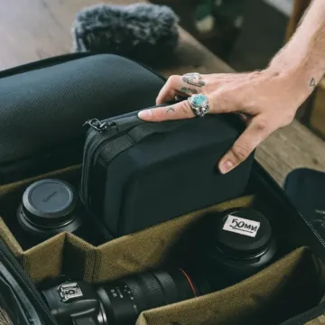 NOMATIC x Peter McKinnon Accessory Case