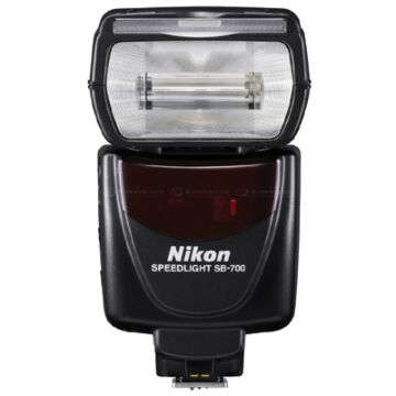Nikon Speedlight SB-700 Flash