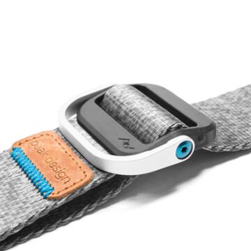 Peak Design Slide Lite สายคล้องคอ