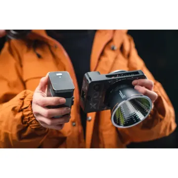 Zhiyun MOLUS X100 Pocket COB Light