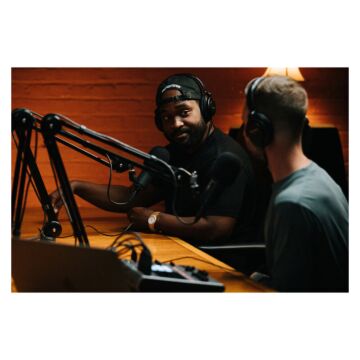 Zoom PodTrak P8 Portable Multitrack Podcast Recorder