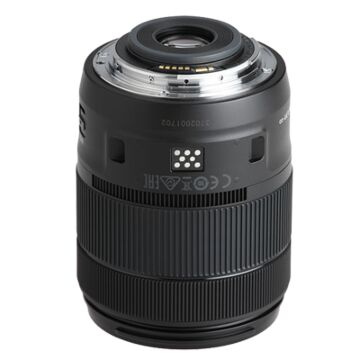 Canon EF-S 18-135mm f/3.5-5.6 IS USM