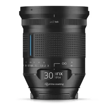 Irix Lens 30mm f/1.4 Dragonfly