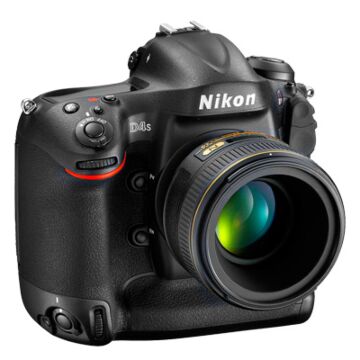 Nikon D4s