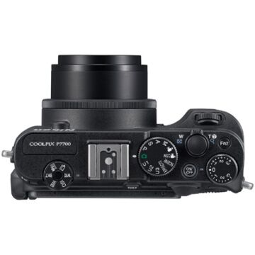 Nikon Coolpix P7700
