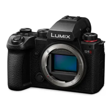 Panasonic Lumix DC-S5 II
