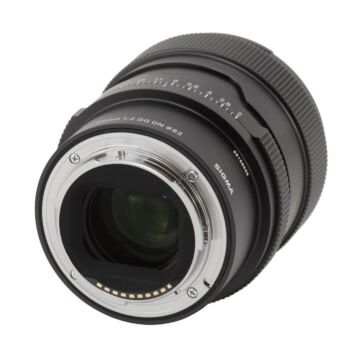 Sigma 65mm f/2 DG DN (C)