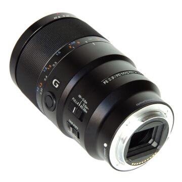 Sony FE 90mm f/2.8 Macro G OSS Lens