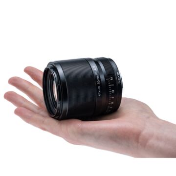 Tokina atx-m 56mm f/1.4 Lens