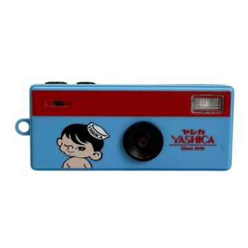 YASHICA Funtastic Keychain Camera (กล้องดิจิตอลจิ๋ว Yashica)