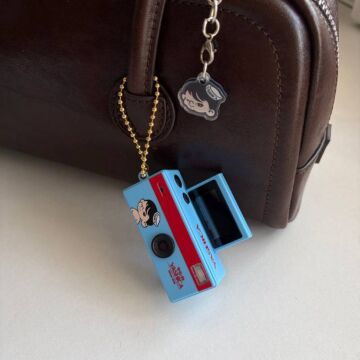 YASHICA Funtastic Keychain Camera (กล้องดิจิตอลจิ๋ว Yashica)