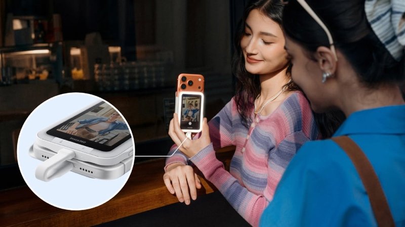 Insta360 Snap Selfie Screen by  in  - EC MALL