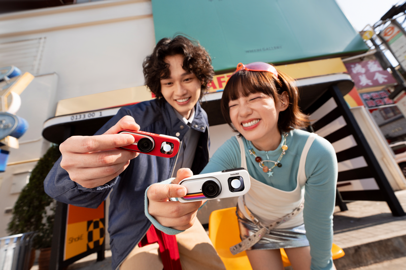 Insta360 GO 3S Retro Bundle (Special Edition) by  in  - EC MALL