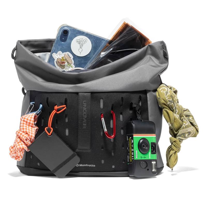 Manfrotto UNCOVER Messenger Bag 7L by  in  - EC MALL