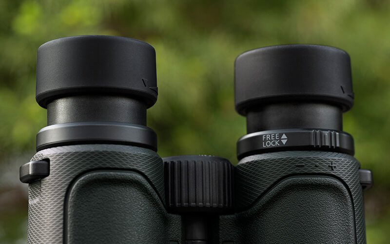 Nikon PROSTAFF P7 10x42 Binoculars by  in  - EC MALL