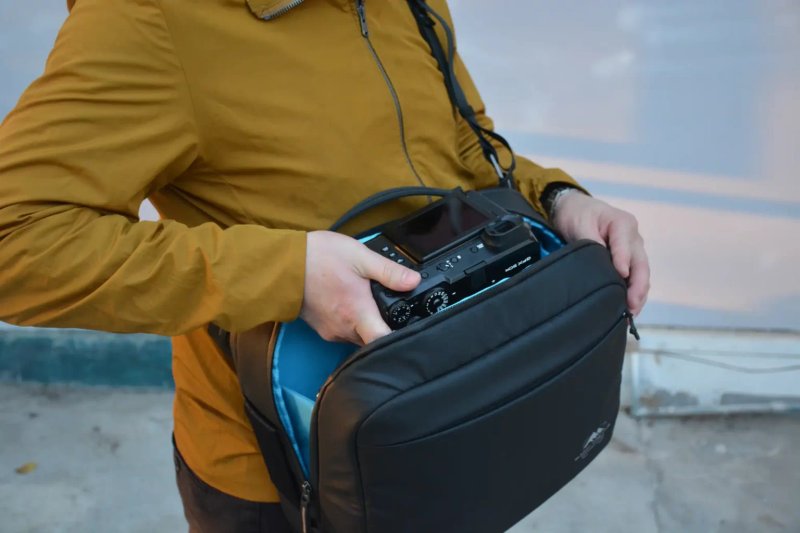 Summit Creative Tenzing Shoulder Bag 4L by  in  - EC MALL