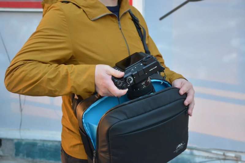 Summit Creative Tenzing Shoulder Bag 7L by  in  - EC MALL