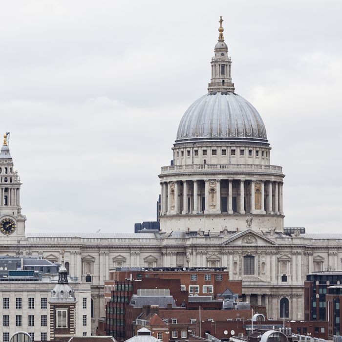 Canon EF 135mm f/2L USM by  in  - EC MALL