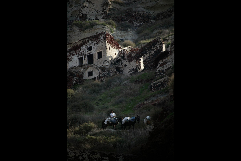 Canon EF 28-300mm f/3.5-5.6L IS USM by  in  - EC MALL