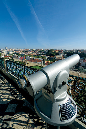 Canon EF-S 10-22mm f/3.5-4.5 USM by  in  - EC MALL