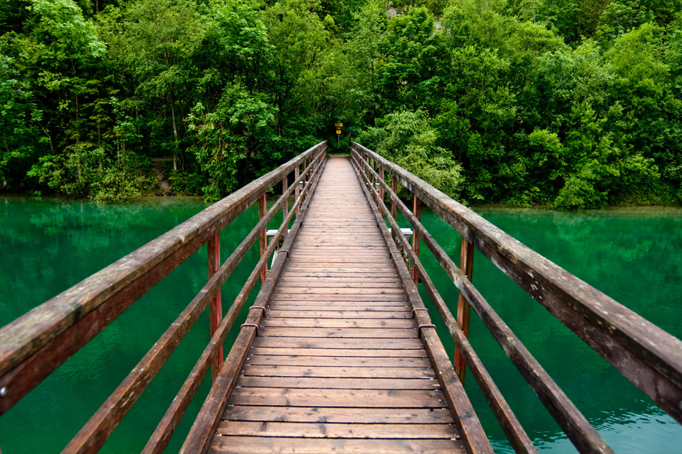 Nikon AF-S NIKKOR 18-35mm f/3.5-4.5G ED by  in  - EC MALL