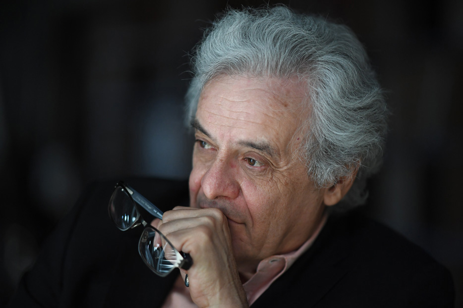 Nikon AF-S NIKKOR 105mm f/1.4E ED by  in  - EC MALL