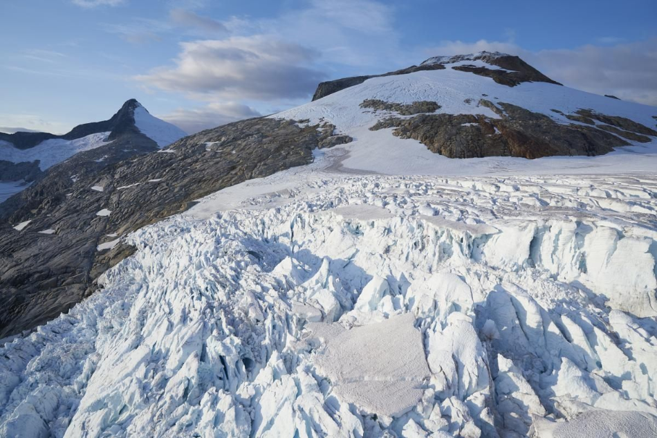 Sony FE 24-70mm f/2.8 GM Lens by  in  - EC MALL