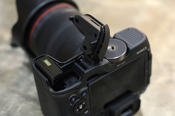 Canon EG-E1 Extension Grip For Canon EOS RP by  in  - EC MALL