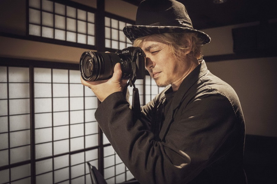 Leica SL2 Mirrorless Digital Camera (10856) by  in  - EC MALL