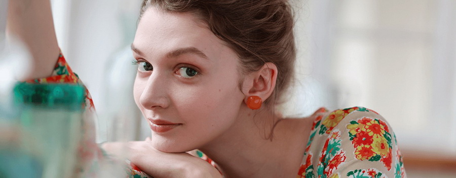 Canon RF 85mm f/2 Macro IS STM Lens by  in  - EC MALL