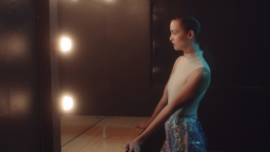 Aputure Accent B7c LED RGBWW Light by  in  - EC MALL