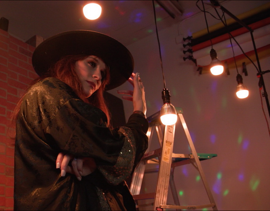 Aputure Accent B7c LED RGBWW Light by  in  - EC MALL