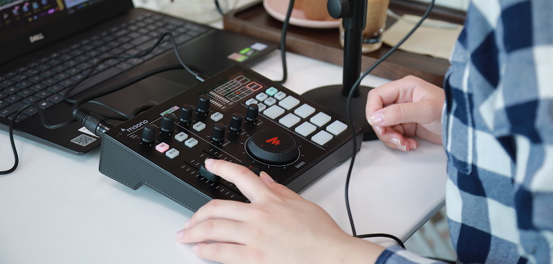 Maonocaster AU-AM100 All-in-One Podcast Production Studio by  in  - EC MALL