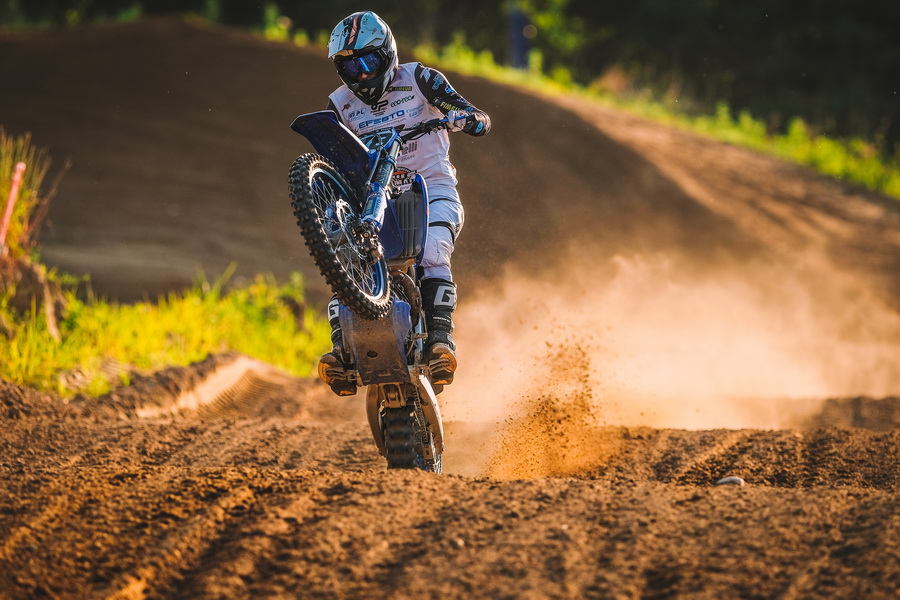 Fujifilm Fujinon XF 200mm f/2 R LM OIS WR Lens by  in  - EC MALL