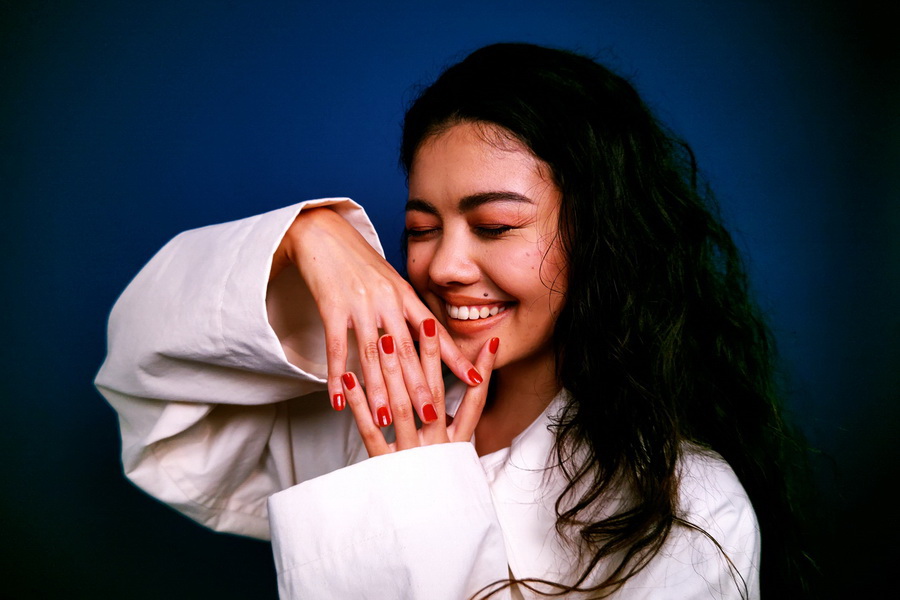 Sharp Aquos R6 by  in  - EC MALL