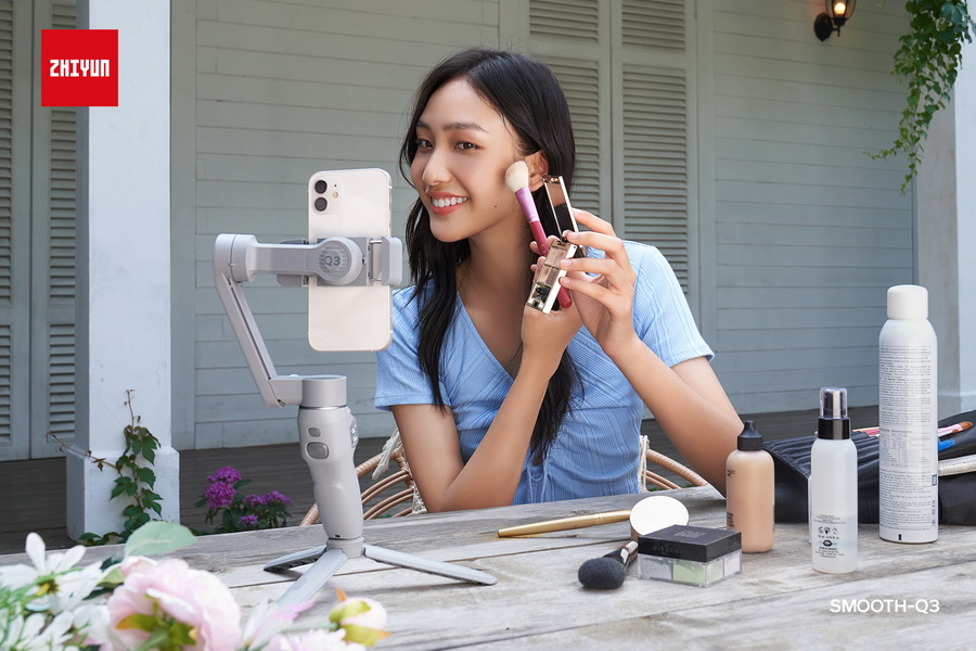Zhiyun Smooth Q3 Smartphone Gimbal Stabilizer by  in  - EC MALL