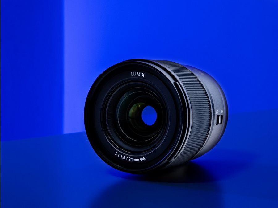 Panasonic Lumix S 24mm f/1.8 Lens by  in  - EC MALL
