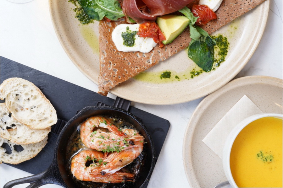 Sony FE 28-60mm f/4-5.6 Lens by  in  - EC MALL