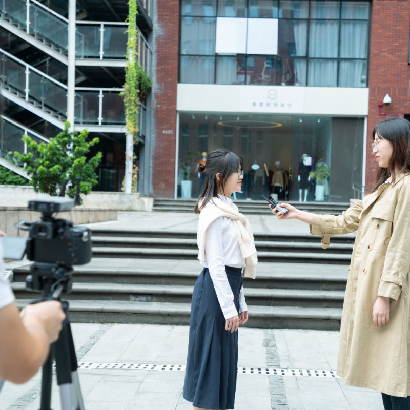 Saramonic Vlink2 Wireless Microphone by  in  - EC MALL