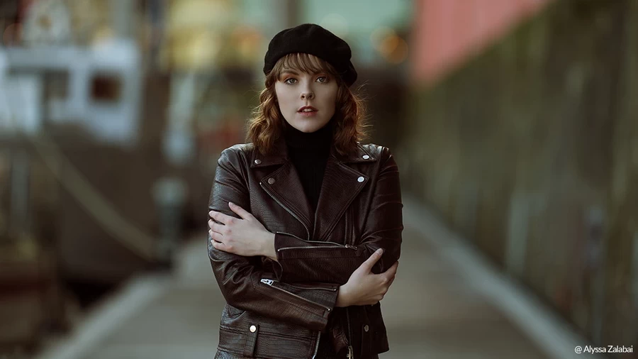 Samyang AF 135mm f/1.8 FE Lens by  in  - EC MALL