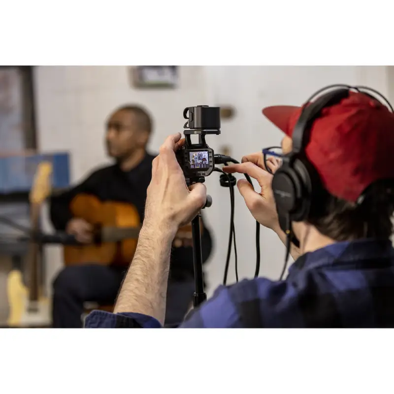 Zoom Q8n-4K Handy Video Recorder by  in  - EC MALL