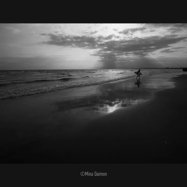 Panasonic Leica DG Summilux 9mm f/1.7 ASPH by  in  - EC MALL