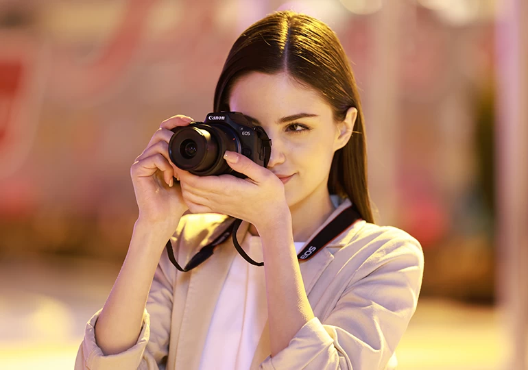 Canon EOS R100 Mirrorless Camera by  in  - EC MALL