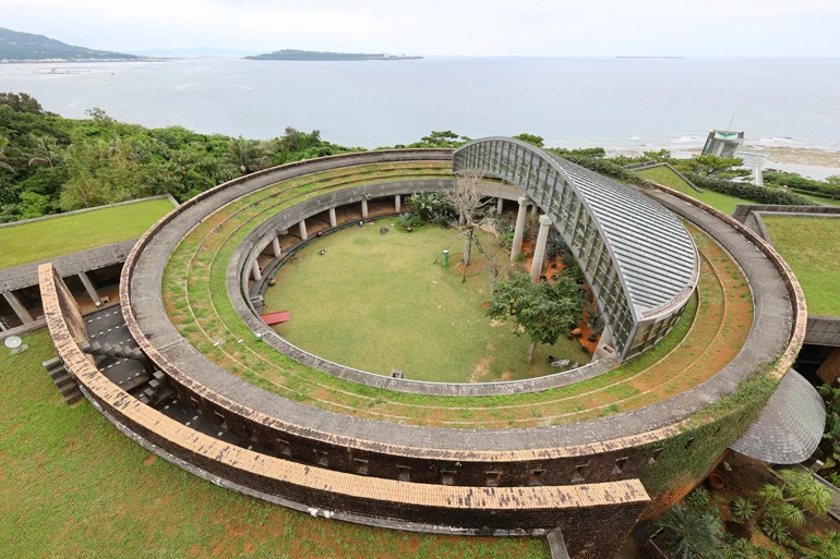 Canon RF 15-30mm f/4.5-6.3 IS STM Lens by  in  - EC MALL